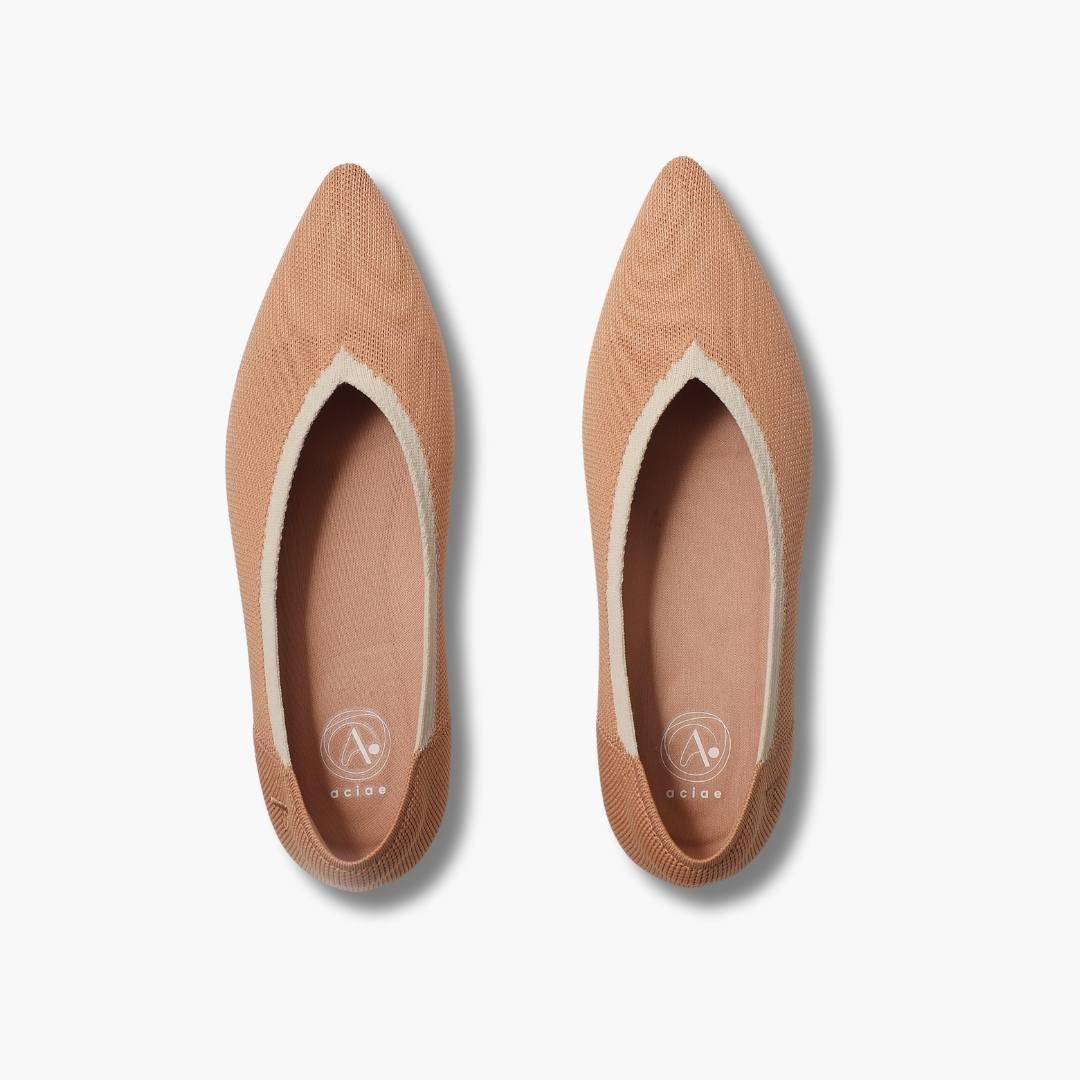 Charlotte Curved Pointed Toe Flats - aciae