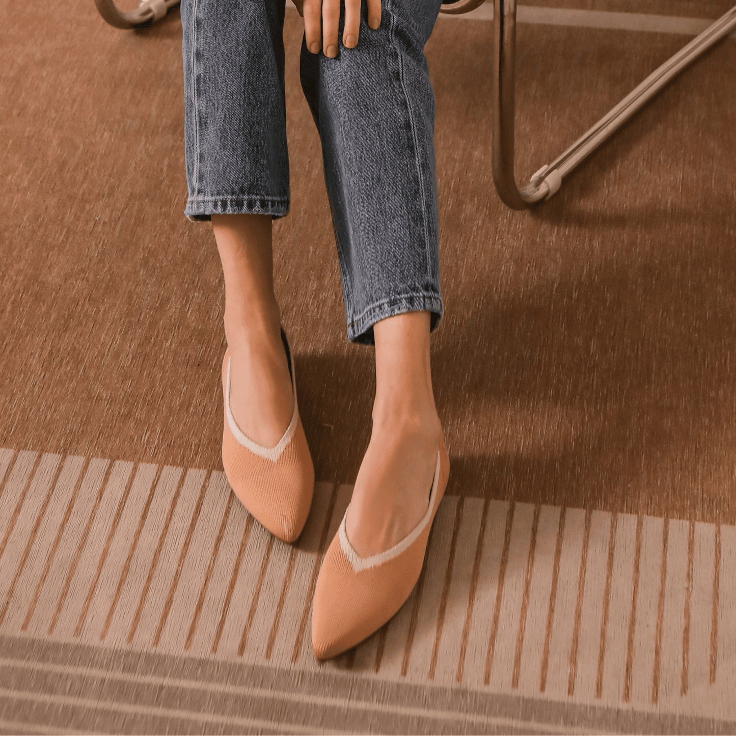 Charlotte Curved Pointed Toe Flats - aciae