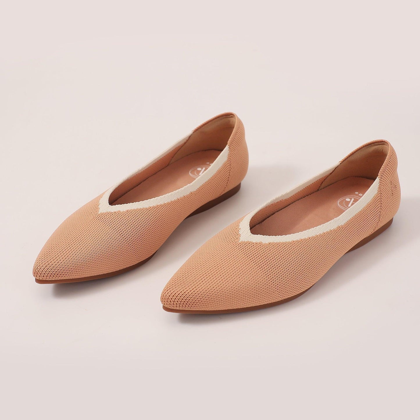 Charlotte Curved Pointed Toe Flats - aciae