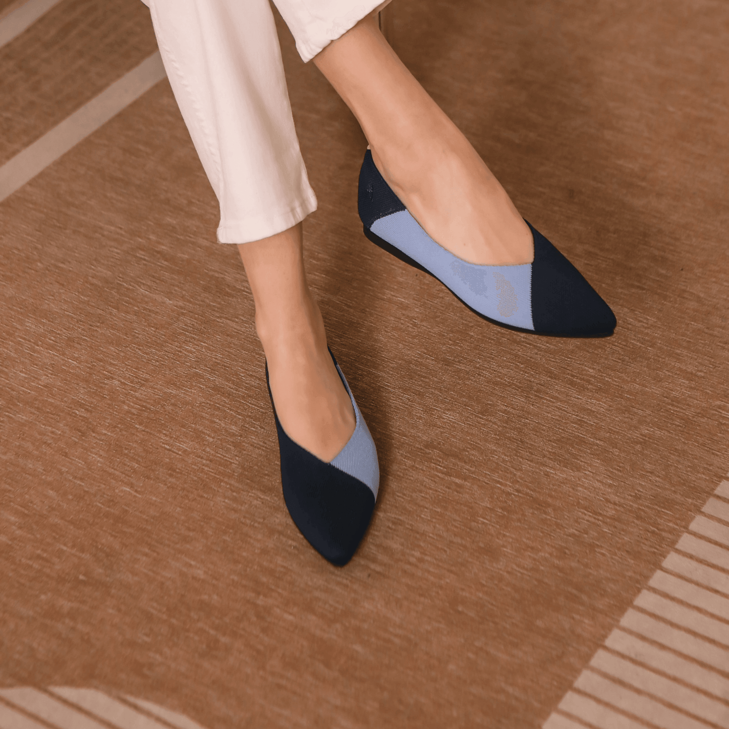 Emma Curved Pointed Toe Flats - aciae